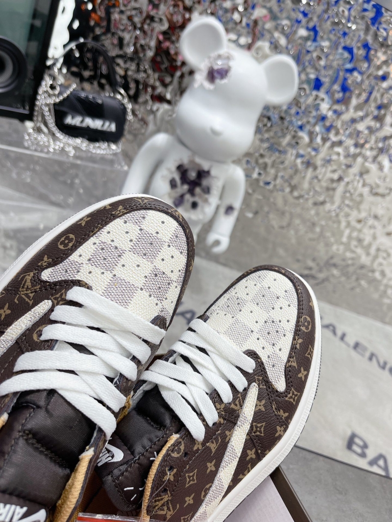 Louis Vuitton Sneakers